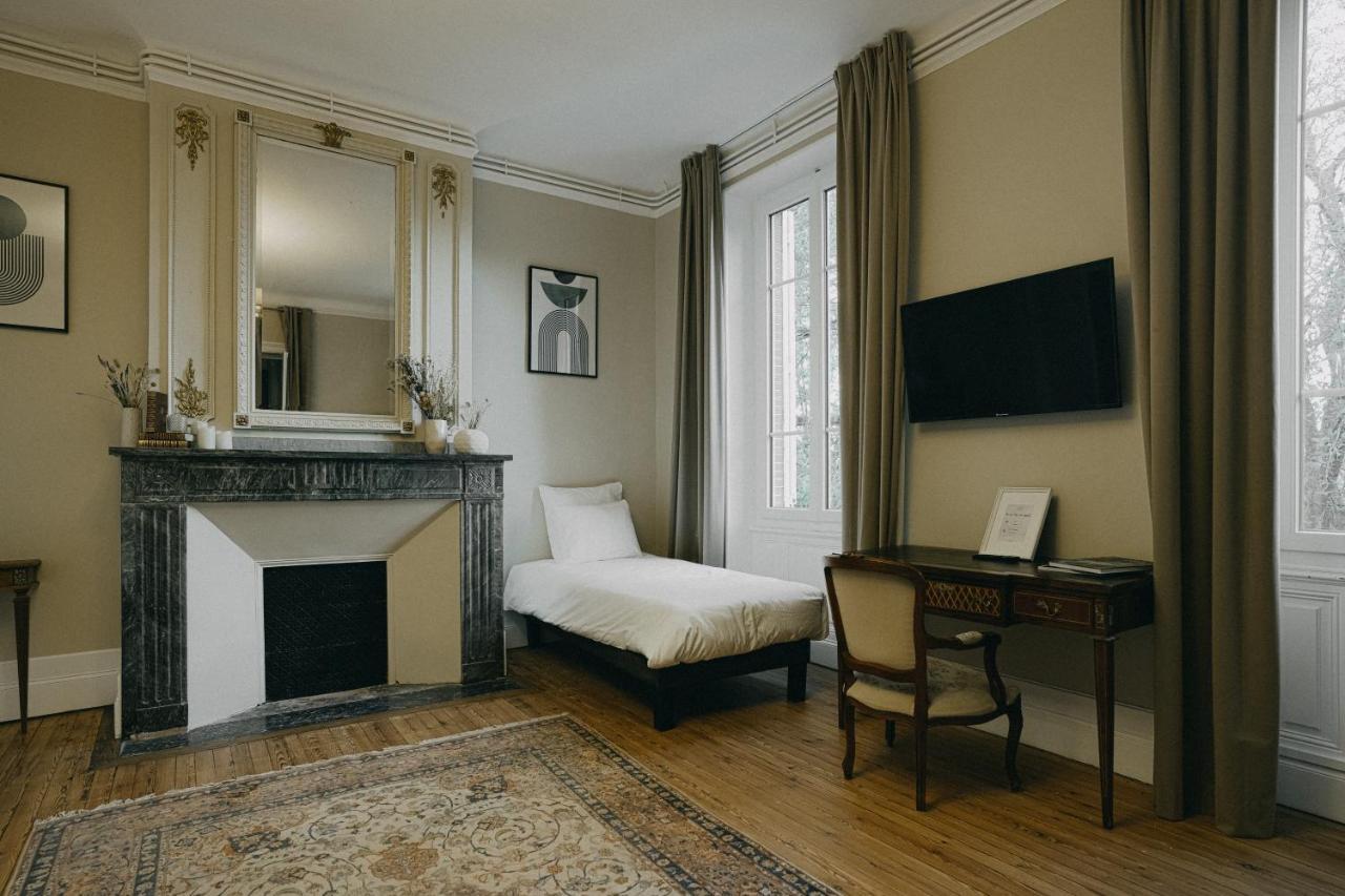 B&B Le Domaine Des Marcoujans Saint-Elix-le-Chateau Exterior foto